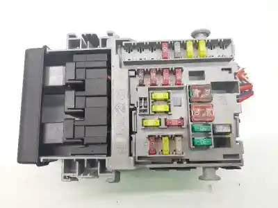 Gebrauchtes Autoersatzteil relais sicherungskasten multifunktionsrelais zum opel insignia berlina cosmo oem-iam-referenzen 13222786