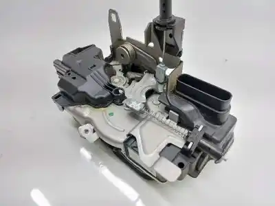 Second-hand car spare part left front door lock for volvo xc 40 basis 2wd oem iam references 31349890