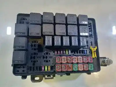 Автозапчасти б/у блок реле/предохранителей за lancia thema executive ссылки oem iam 16238aa  p68081219ab