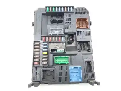 Pièce détachée automobile d'occasion BOÎTES À FUSIBLES pour PEUGEOT 2008 (--.2013->)  Références OEM IAM 9807532080  E1111753