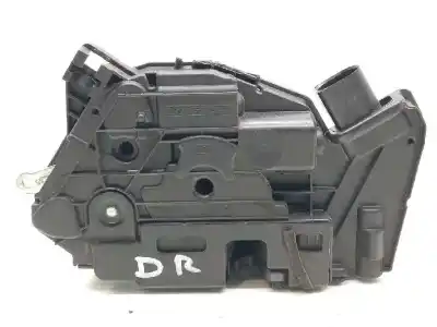 Peça sobressalente para automóvel em segunda mão fechadura da porta dianteira direita por volkswagen scirocco iii (137, 138) 1.4 tsi referências oem iam 5n1837016e