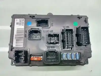 Peça sobressalente para automóvel em segunda mão caixa de fusíveis e relés por citroen c6 exclusive referências oem iam 9656147280