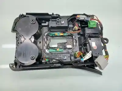 Автозапчастина б/у центральний подлокник для land rover discovery 4 3.0 td v6 cat посилання на oem iam lr021377 948107 ah2214b596ab
