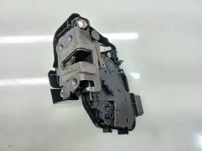 Автозапчастина б/у ЗАМОК ДВЕРЕЙ ЗАДНЬОГО ЛІВОГО для LAND ROVER DISCOVERY III (L319)  Посилання на OEM IAM FQM000158  3H0325