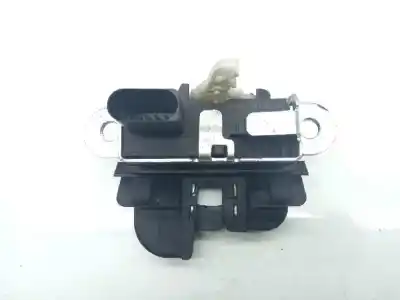 Pièce détachée automobile d'occasion COFFRE / SERRURE DE PORTE pour SEAT ALTEA XL (5P5)  Références OEM IAM 5P8827505B  