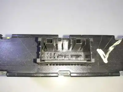 Second-hand car spare part electronic module for bmw serie 1 coupe (e82) 120d oem iam references 61429127088 0112704625 8es00947920