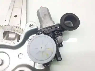 Second-hand car spare part rear left window regulator for toyota rav 4 (a3) executive oem iam references 6980442040  8571035180