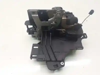 Second-hand car spare part front right door lock for volkswagen polo (9n1) conceptline oem iam references 3b1837016br 7e1837016  3b1837016bk