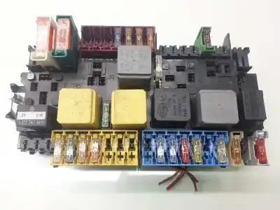 Second-hand car spare part fuse box unit for mercedes-benz clase b (w246) b 200 cdi (246.208) oem iam references a2469060093
