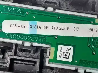 Pièce détachée automobile d'occasion pommeau de levier de vitesses pour skoda octavia lim. (5e3) rs références oem iam 5e1064220 1024201 1021756ll
