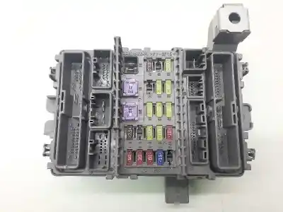 Second-hand car spare part fuse box unit for honda accord tourer (cw) 2.2 dtec cat oem iam references 38210tl4e21