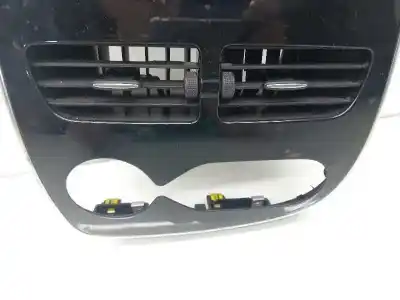 Pezzo di ricambio per auto di seconda mano modanatura per renault clio iv grandtour dynamique riferimenti oem iam 682608371r  