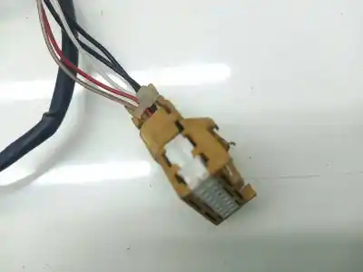 Автозапчастина б/у ліве дзеркало для audi a4 avant (8e) 2.0 tdi посилання на oem iam 8e1858531aa  