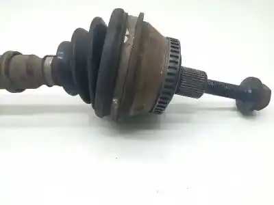 Автозапчастина б/у передня права трансмісія для audi a4 avant (8e) 2.0 tdi посилання на oem iam 8e0407272at  