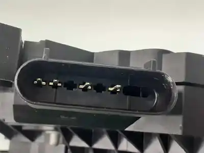 Автозапчасти б/у замок передней правой двери за ford c-max trend ссылки oem iam 2048282 am4au21812be am5au21812bf