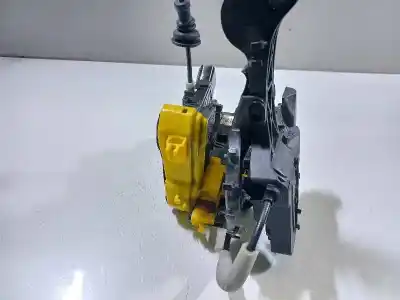 Second-hand car spare part front right door lock for kia cee´d concept oem iam references 82496a5000  81320a2110