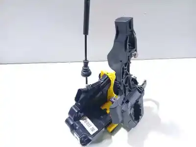 Second-hand car spare part left front door lock for kia cee´d concept oem iam references 82486a5000  81310a2110