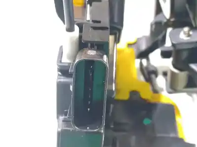 Second-hand car spare part left front door lock for kia cee´d concept oem iam references 82486a5000  81310a2110