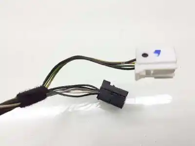 Gebrauchtes Autoersatzteil rückseite rechts zum mercedes-benz clase e (w211) berlina e 270 cdi (211.016) oem-iam-referenzen a2038105276  