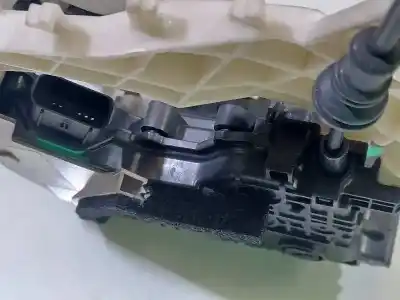 Second-hand car spare part rear left door lock for kia ceed business oem iam references 81410j7000  