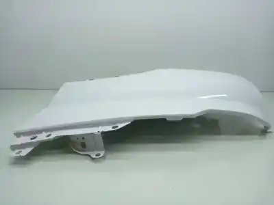 Second-hand car spare part left front fin for iveco 35s14 35140 oem iam references 5802382341  
