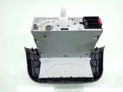 Second-hand car spare part audio system / radio cd for iveco 35s14 35140 oem iam references 5803032937  