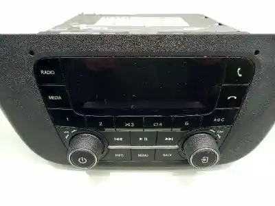 Second-hand car spare part audio system / radio cd for iveco 35s14 35140 oem iam references 5803032937  