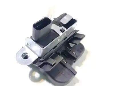 Pièce détachée automobile d'occasion coffre / serrure de porte pour seat altea xl (5p5, 5p8) 1.6 tdi références oem iam 5p8827505b  5p8827505b