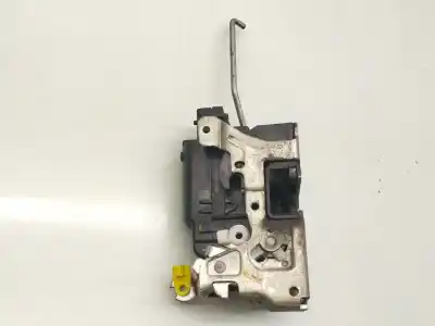 Piesă de schimb auto la mâna a doua încuietoare ușa fațã stânga pentru iveco daily v furgón 29s13, 29l13, 35c13, 35s13, 40c13, 40s13 referințe oem iam 5801352920  