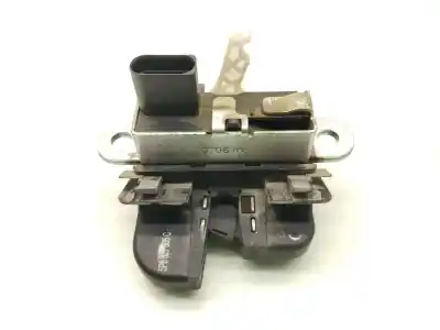 Pièce détachée automobile d'occasion COFFRE / SERRURE DE PORTE pour SEAT ALTEA XL (5P5)  Références OEM IAM 5P8827505B  5P8827505C