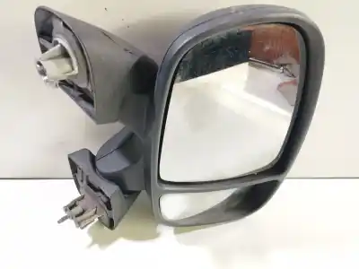 Автозапчастина б/у правий задний огляд для nissan primastar furgón (x83) 2.0 dci 90 посилання на oem iam 9630100qam  