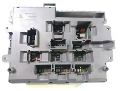 Second-hand car spare part fuse box unit for bmw serie 3 coupe (e92) e92 coupé 320d oem iam references  28332291030101 911944604