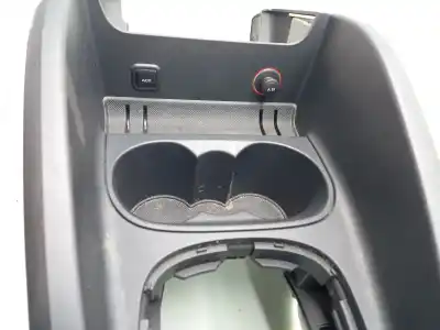 Pezzo di ricambio per auto di seconda mano console centrale per audi a1 (8x) ambition riferimenti oem iam   8x0863240