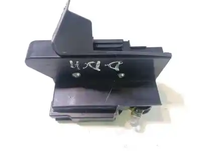 Peça sobressalente para automóvel em segunda mão fechadura da porta dianteira direita por dacia sandero stepway referências oem iam 805026816rf  