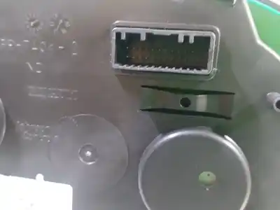 Peça sobressalente para automóvel em segunda mão quadrante por dacia sandero stepway referências oem iam 248106459r  ns27433879s