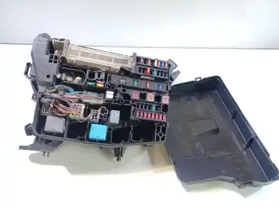 Автозапчасти б/у блок реле/предохранителей за toyota auris (_e15_) 1.4 d-4d (nde150_) ссылки oem iam 8266202320  