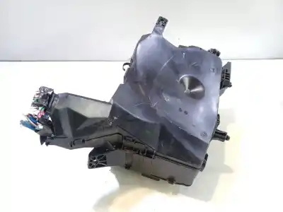 Автозапчасти б/у блок реле/предохранителей за toyota auris (_e15_) 1.4 d-4d (nde150_) ссылки oem iam 8266202320  