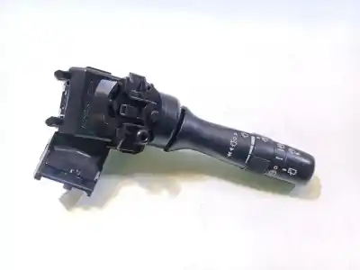Pièce détachée automobile d'occasion  pour TOYOTA VERSO  Références OEM IAM 8465205210  0521017F525
