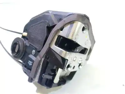 Pièce détachée automobile d'occasion  pour TOYOTA VERSO  Références OEM IAM 690500F030  