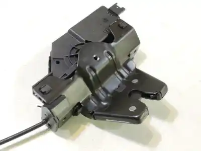 Second-hand car spare part trunk lock for bmw 6 (e63) 645 ci oem iam references 51247840617  8196401