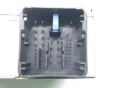 Автозапчастина б/у аудіо система / радіо cd для peugeot 2008 ii (ud_, us_, uy_, uk_) 1.2 puretech 100 посилання на oem iam 1684916780 7503900286 9833499780