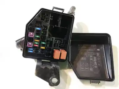 Second-hand car spare part fuse box unit for toyota rav 4 v (_a5_, _h5_) 2.5 hybrid awd (axap54) oem iam references 8261042090  