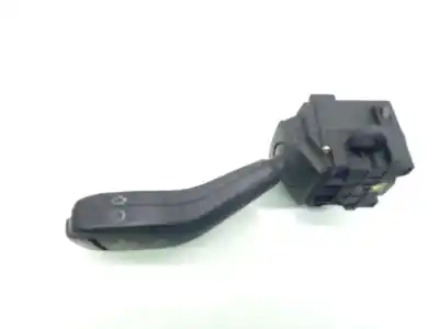 Second-hand car spare part indicator switch for bmw 3 coupé (e46) 320 ci oem iam references 61318363668 01104010 8363668