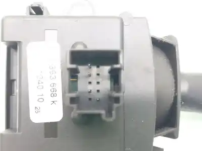 Second-hand car spare part indicator switch for bmw 3 coupé (e46) 320 ci oem iam references 61318363668 01104010 8363668