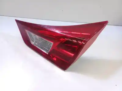 Peça sobressalente para automóvel em segunda mão farolim interior traseiro direito por toyota auris (_e18_) 1.8 hybrid (zwe186_) referências oem iam 