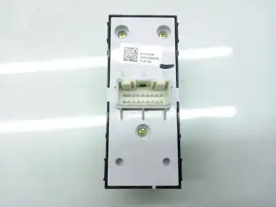 Автозапчасти б/у выключатель левого переднего окна за kia xceed (cd) 1.4 t-gdi ссылки oem iam   93570j7000