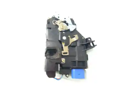 Second-hand car spare part left front door lock for volkswagen caddy iii monospace (2kb, 2kj, 2cb, 2cj) 1.9 tdi oem iam references 3d1837015ap  3d1837015