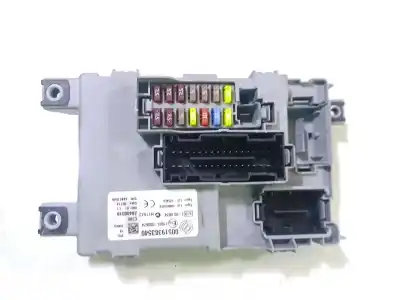 Second-hand car spare part fuse box unit for opel combo d expression l1h1 oem iam references  28400319 00519383540