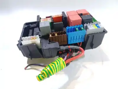Second-hand car spare part fuse box unit for mercedes clase c t-model (s205) c 220 bluetec / d (205.204) oem iam references   