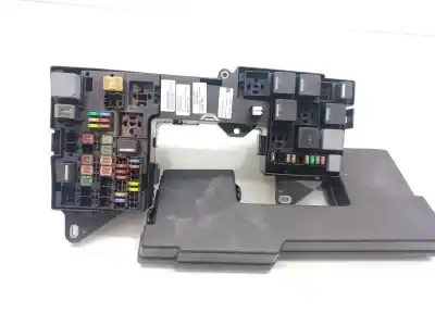 Second-hand car spare part fuse box unit for jaguar xf i (x250) 3.0 d oem iam references  5605002800 ax2314290jb